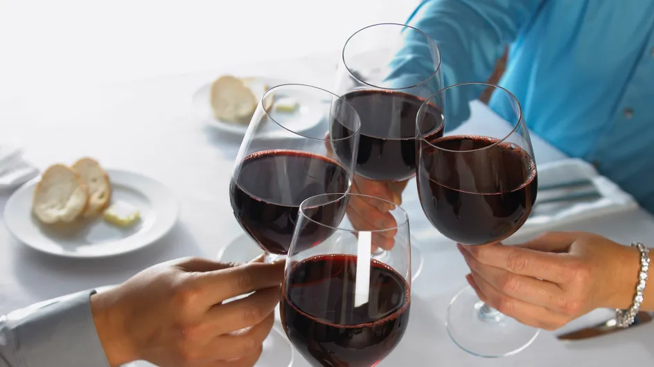Alcool : Les Français consomment moins mais dépensent plus