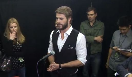 Liam Hemsworth at the MTV Movie Awards 2013