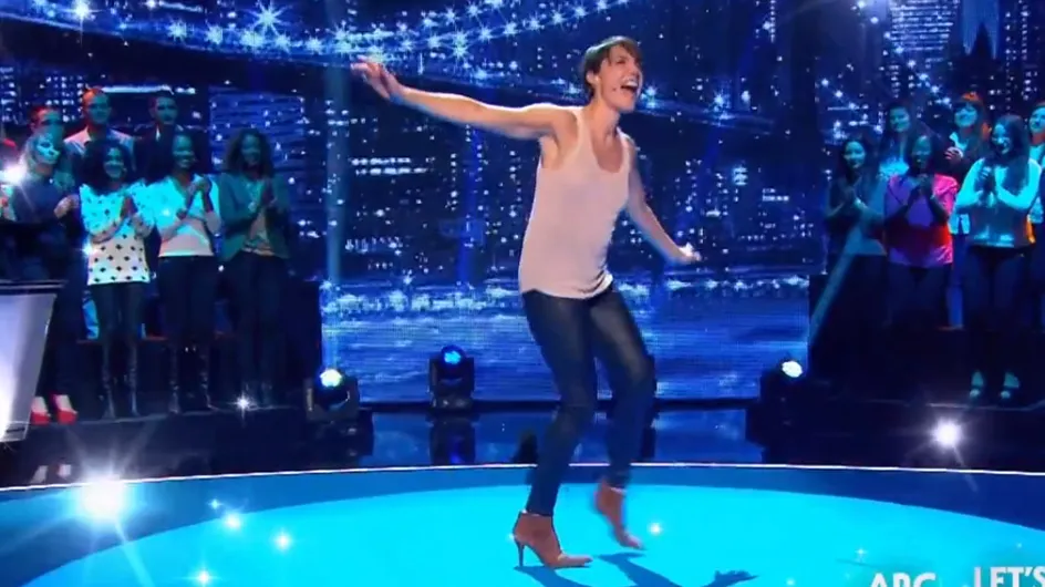 Alessandra Sublet danse sans soutien-gorge dans l'émission d'Arthur !