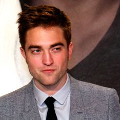 Robert Pattinson spends his birthday without Kristen Stewart