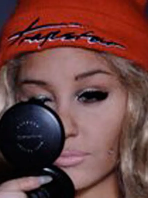 Amanda Bynes threatens legal action against drug allegations in latest Twitter rant