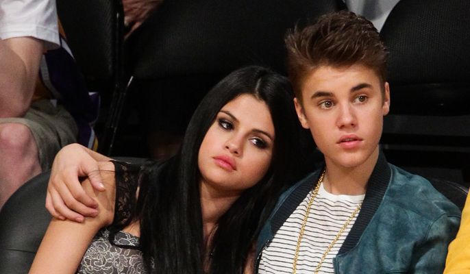 Bieber shrugs off paternity claims