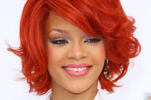 Rihanna hair: Singer debuts brand new fringe