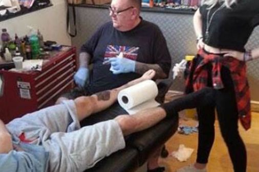 Zayn Malik and Perrie Edwards in the parlour