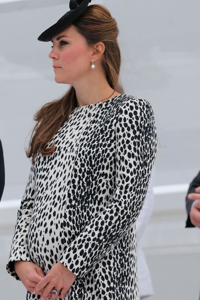 Kate Middleton wins lawsuit over topless photos; Magic 