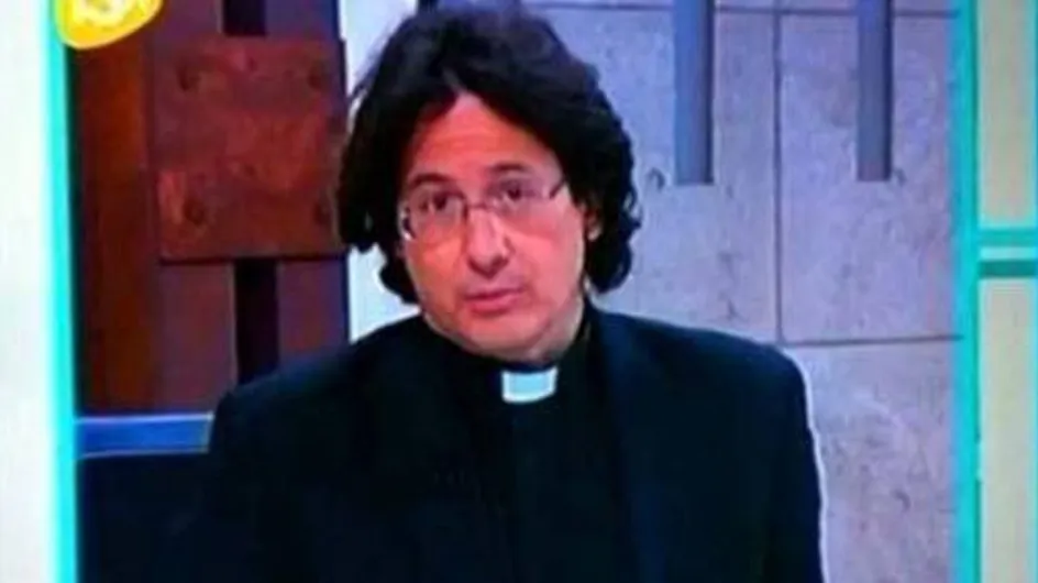 Le sosie de François Hollande est un curé espagnol !
