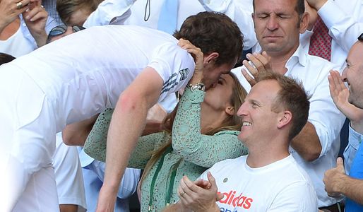 Andy Murray with Kim Sears after his victory