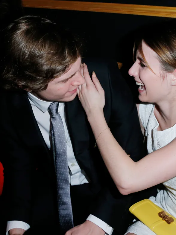 Emma Roberts arrestada tras agreder a su novio Evan Peters