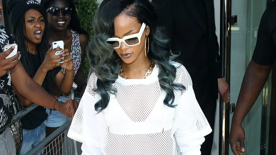 Rihanna : Sans culotte et en short transparent (Photos)