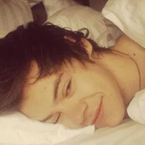 Harry Styles reveals shocking details of his sex life