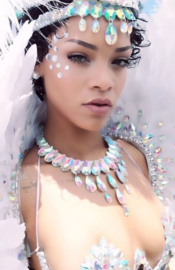 Wow! So freizügig feiert Rihanna Karneval auf Barbados