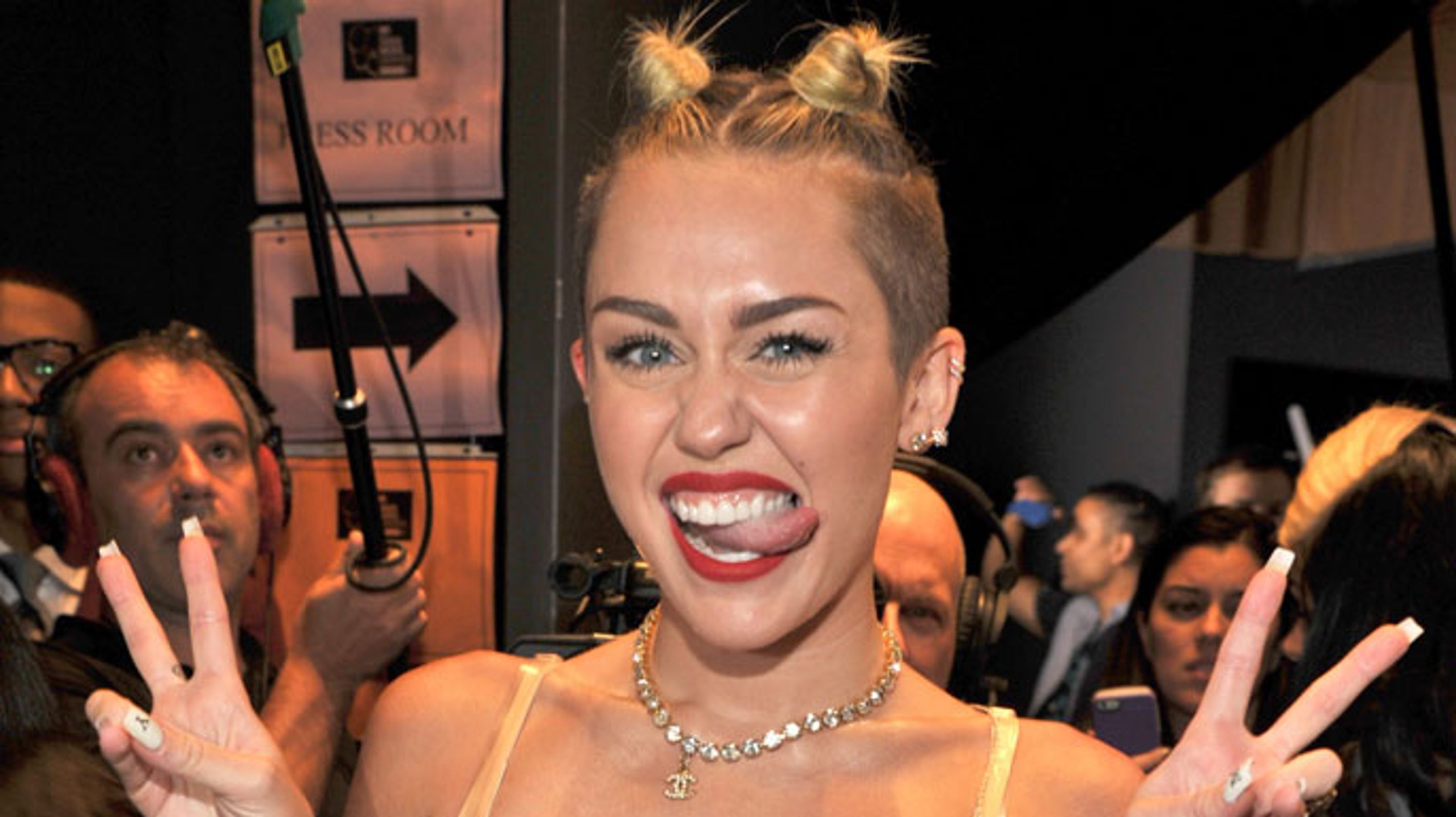 Miley Cyrus' VMAs performance Five reasons it was apparently just fine