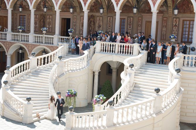 Imagen familiar de la boda distribuida por la casa real de Mónaco.