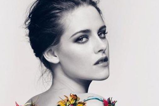 Kristen Stewart poses topless for new fragrance ad