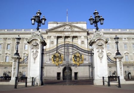 Buckingham Palace : Le prince arrêté par erreur !