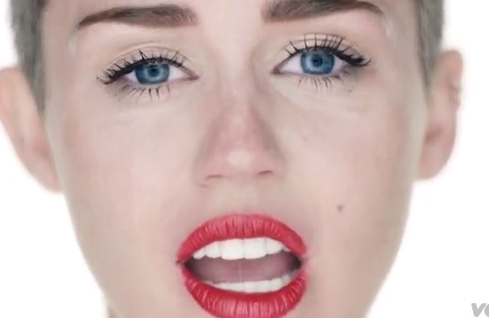 Miley Cyrus Nue Dans Son Nouveau Clip Wrecking Ball Video