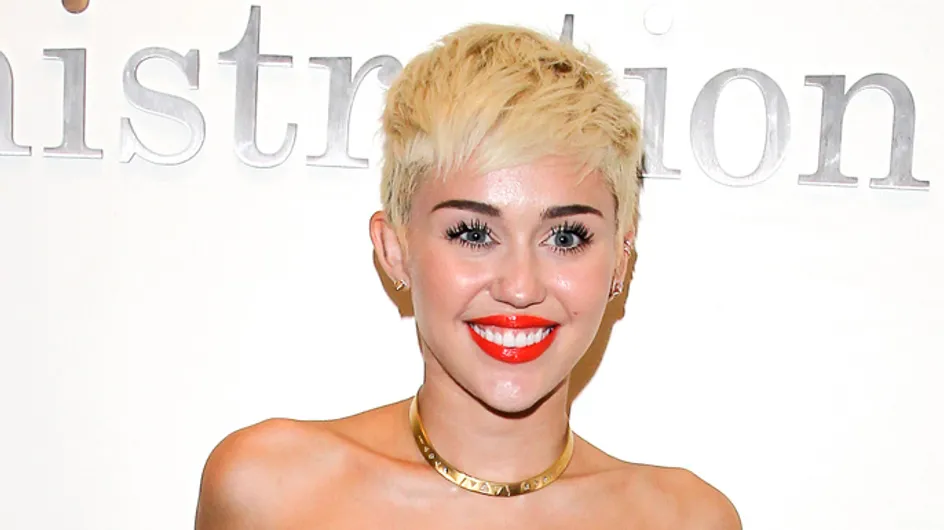 Miley Cyrus breaks Vevo records with new naked Wrecking Ball video