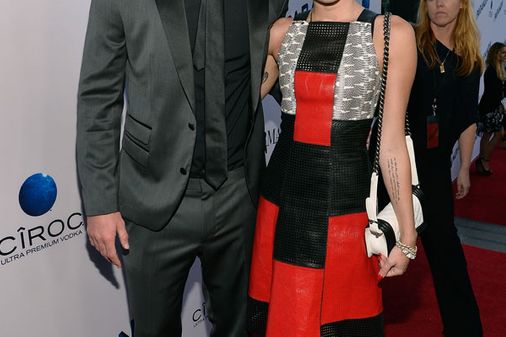 Liam Hemsworth and Miley Cyrus