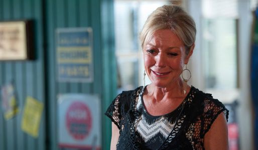 Frankie's devastated by what she did to Lindsey