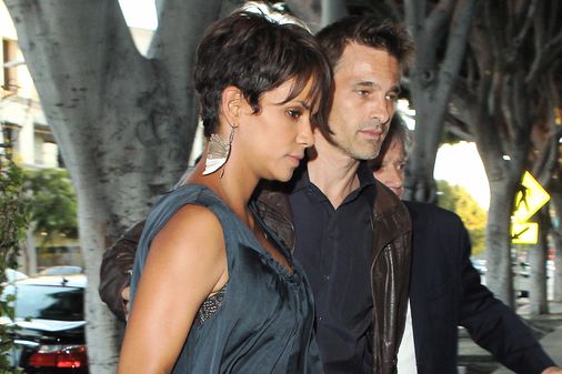 Halle Berry y Oliver Martínez