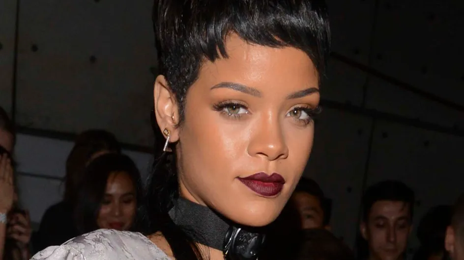 Rihanna : Un nouveau tatouage très douloureux (vidéo)