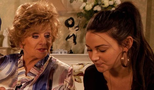 Rita talks to Tracey about her feud with Tina