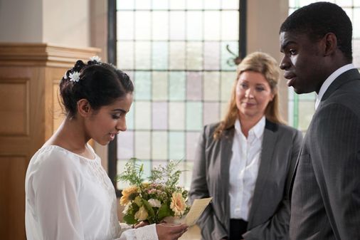 Phoebe reads her vows to Vincent