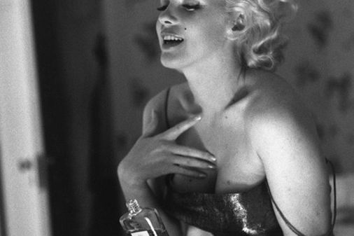 Watch: The new Marilyn Monroe Chanel No.5 advert