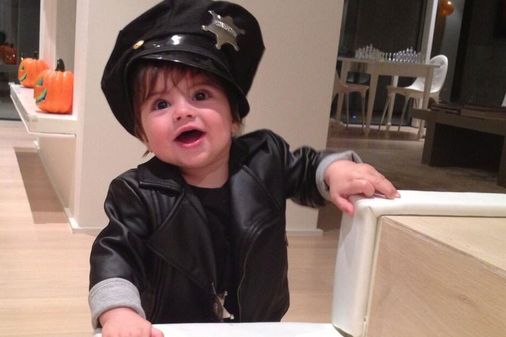 El hijo de Shakira y Piqué, Milán, se disfraza por primera vez