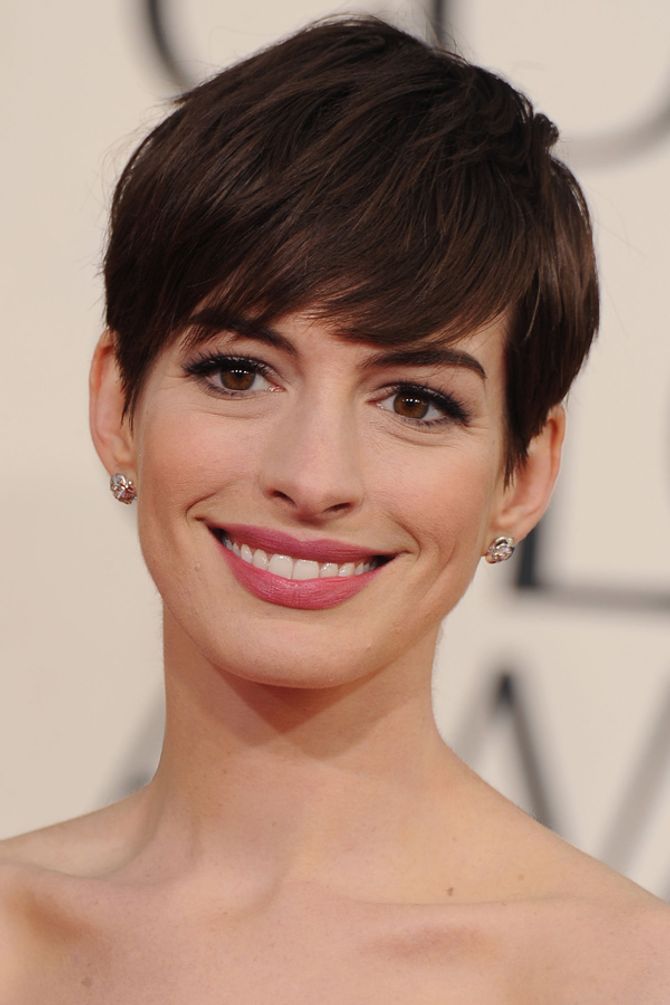 Jennifer Lawrence gets a pixie crop: Hunger Games star debuts new short hair!