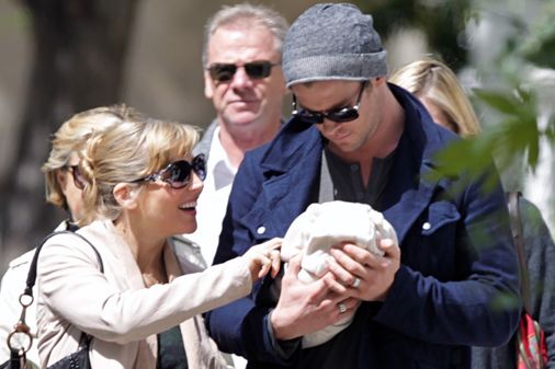 Elsa Pataky y Chris Hemsworth con su hija India