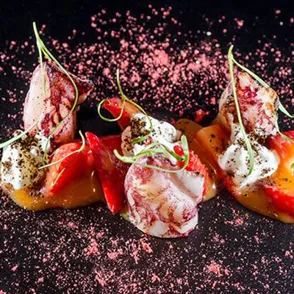Tres Estrellas Michelin para el restaurante madrileño DiverXO