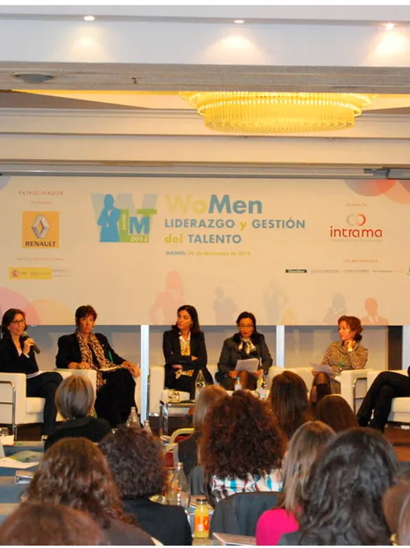 Aprendiendo sobre liderazgo femenino y gestión del talento