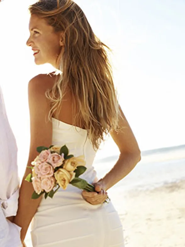 Wedding tutorial: Look gorgeous on your honeymoon