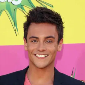WATCH: Tom Daley has revealed he is gay in a YouTube video