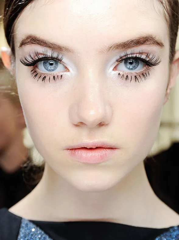 How To Make Your Eyelashes Longer (And Lovelier)!