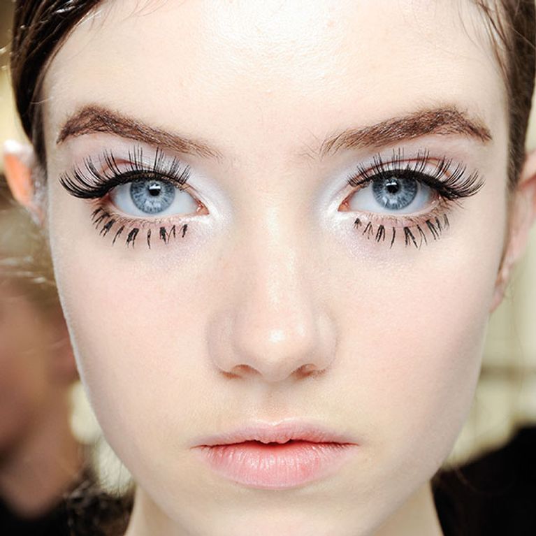 How to Make Your Eyelashes Appear Longer