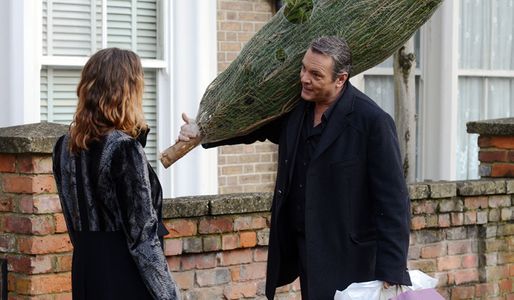 David tries to butter up Janine