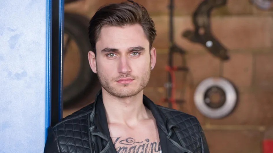 Hollyoaks 23/12 – Freddie is suspicious about Fraser