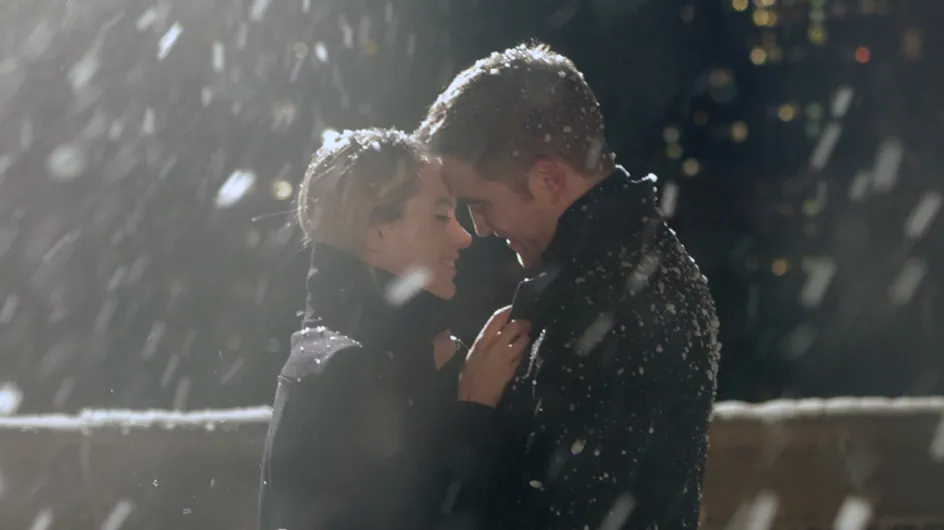 Robert Pattinson : Tendre baiser sous la neige pour Dior (Photos)