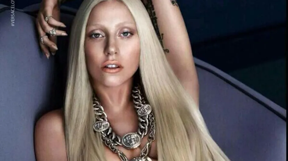 Lady Gaga : Topless pour Versace (Photo)