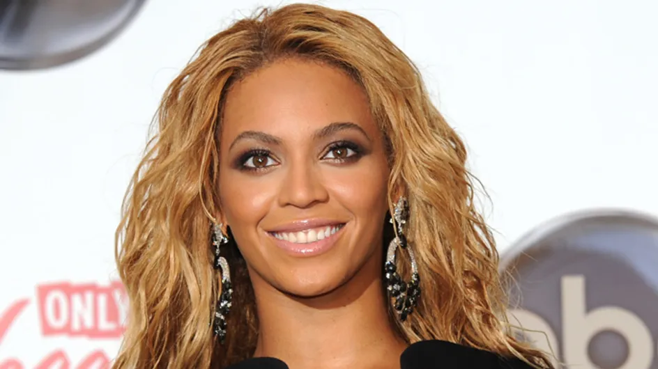 Beyoncé shows off 65lbs post-baby weight loss in new sexy videos