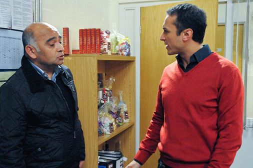 Jai hires a private detective