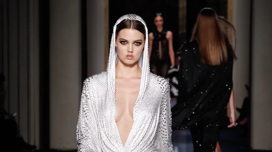 Versace: París Alta Costura Primavera Verano 2014 en vídeo