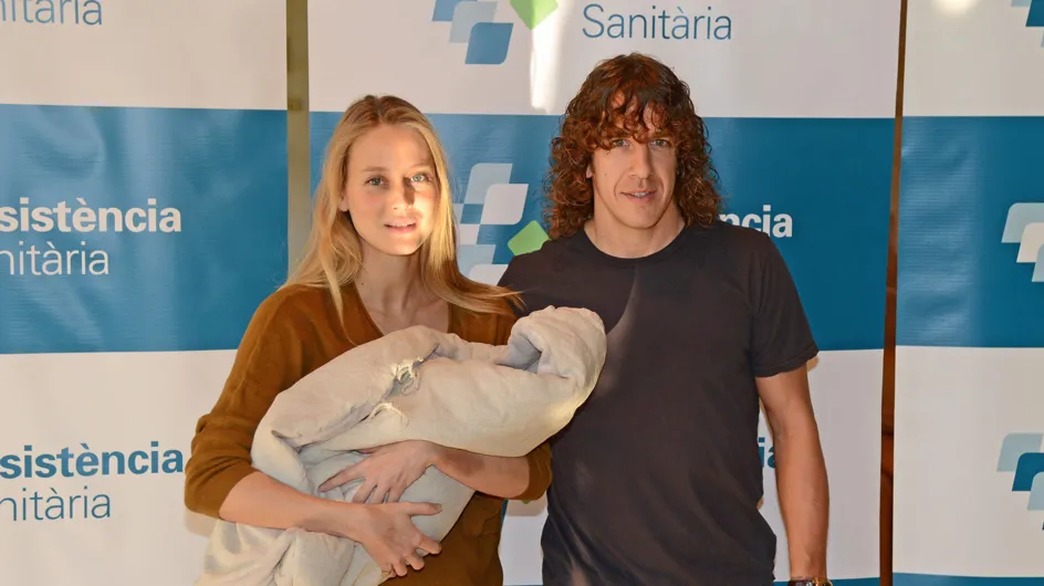 Carles Puyol y Vanesa Lorenzo presentan a su hija Manuela