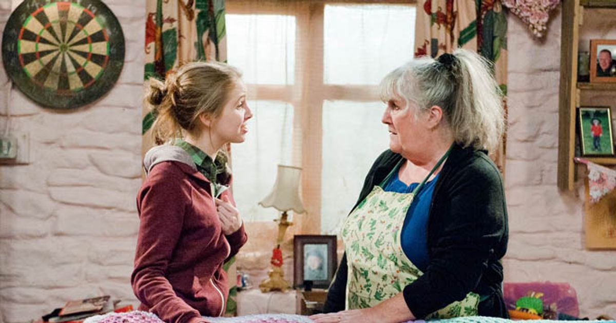 Emmerdale 7/03 – Belle Struggles With Gemma’s Death