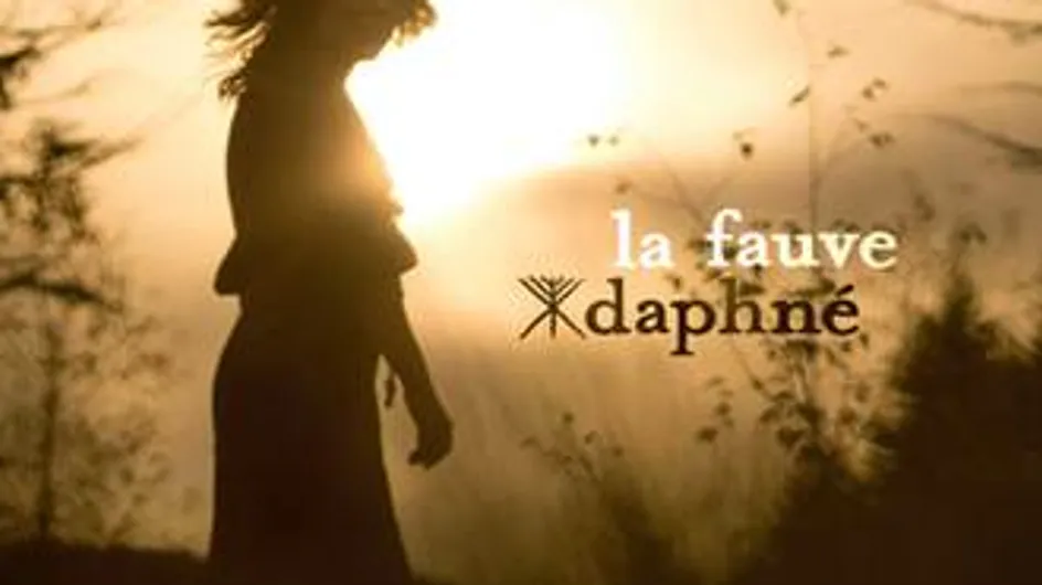 Daphné : découvrez son nouveau clip, Flores negras