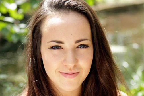 Sinead tries to win her daughter back