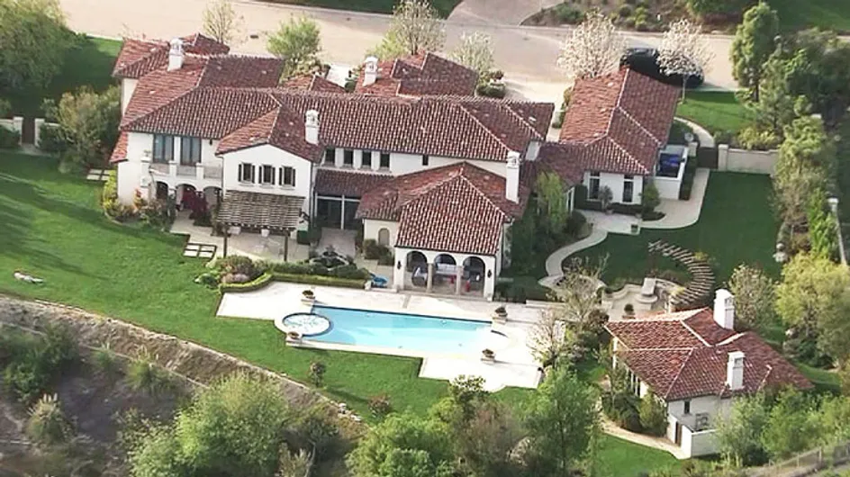 Khloe Kardashian Purchases Justin Bieber's Cali Home: 8 Things We Imagine His Neighbours Are Thinking