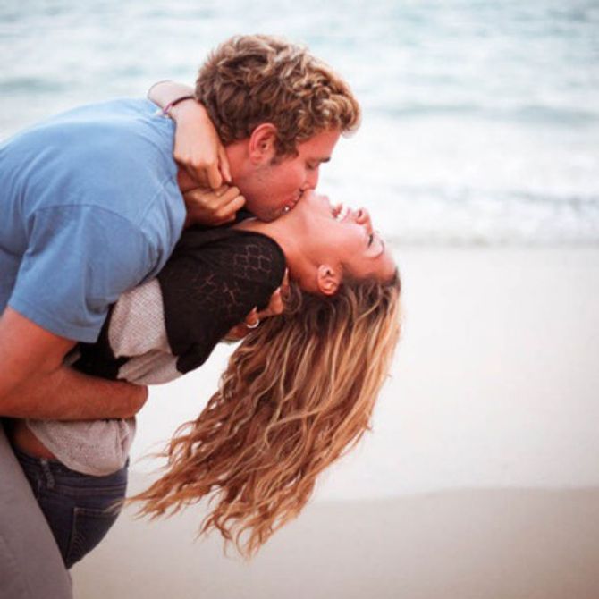 Pareja en la playa